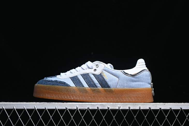 Picture of Adidas Samba _SKUfw18244039469324727fw